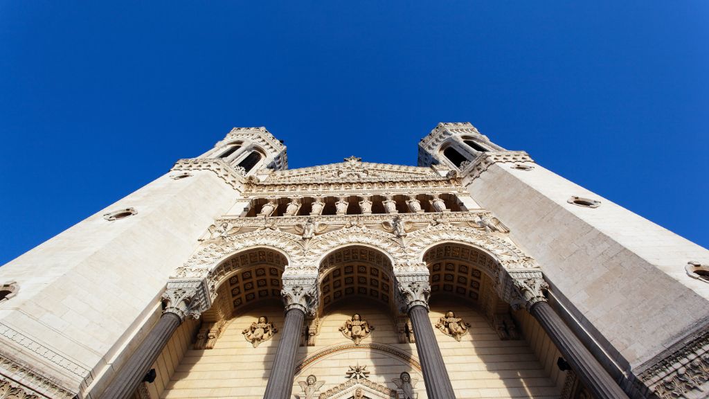 monumental buildings
