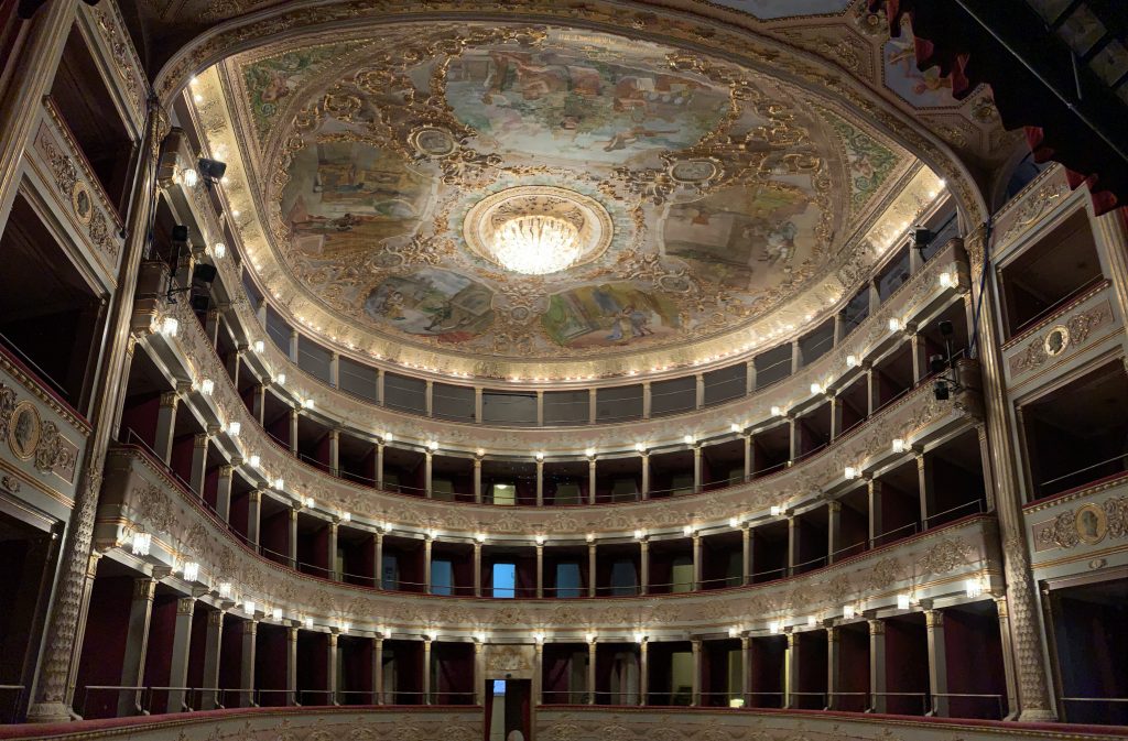 restauro illuminazione